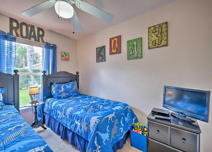 Spacious Florida Family Home - 10 Mi To Disney!